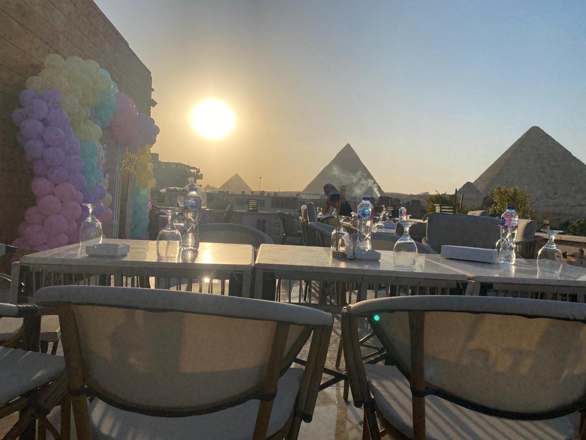 Queen Ash Pyramid View Inn Kafret el-Gabal Buitenkant foto